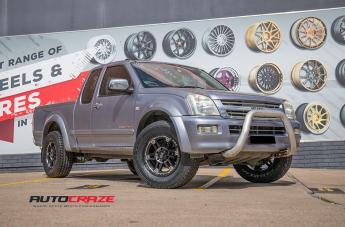 HOLDEN-COLORADO-SPY-II-GLOSS-BLACK-WITH-MACHINE-FACE